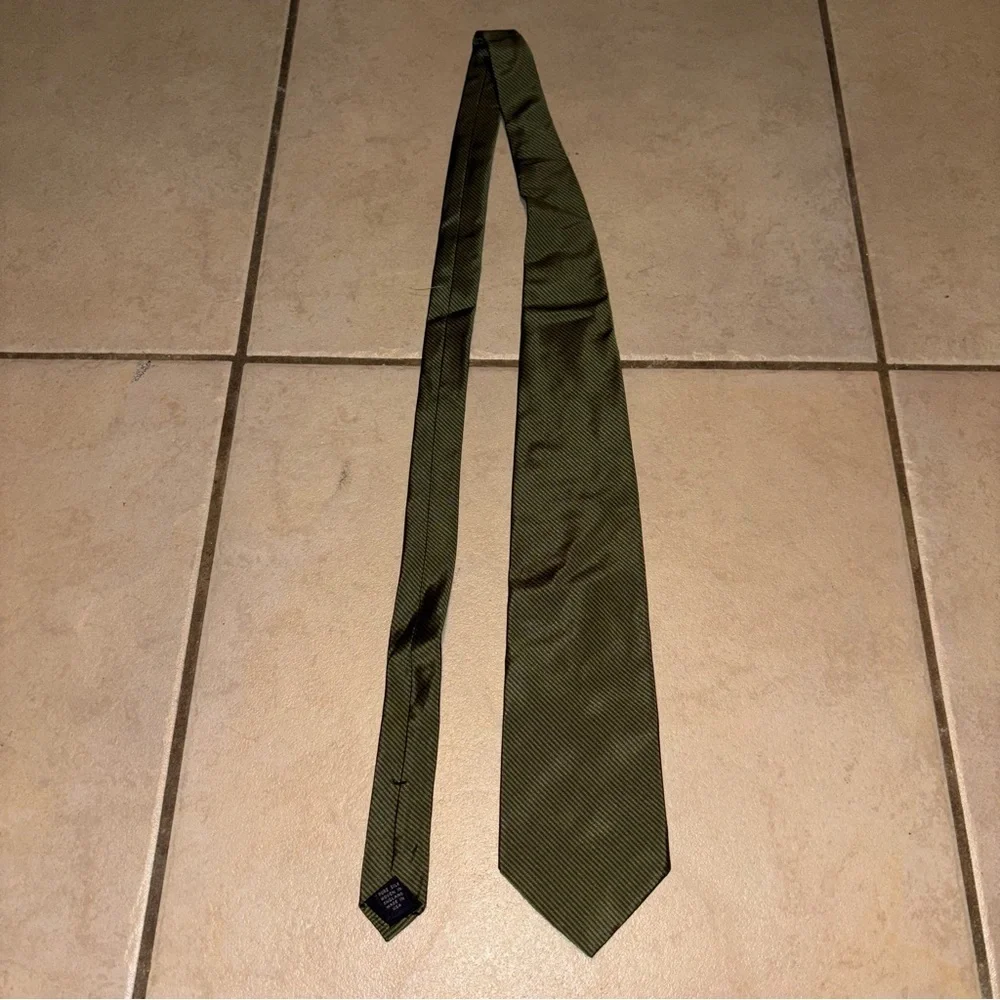 Vintage Brooks Brothers Makers Olive Green Woven Silk Tie England Silk
